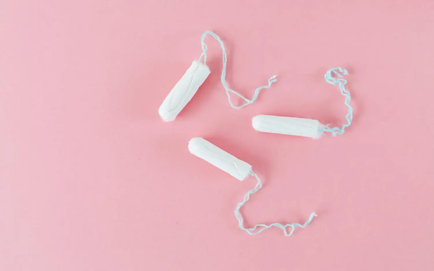 Roze achtergrond tampons