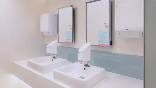 CWS-SmartWash-Plus-im Waschraum