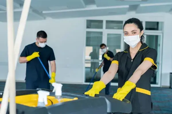 Cleaning staff easy cleaning and exchange of consumables