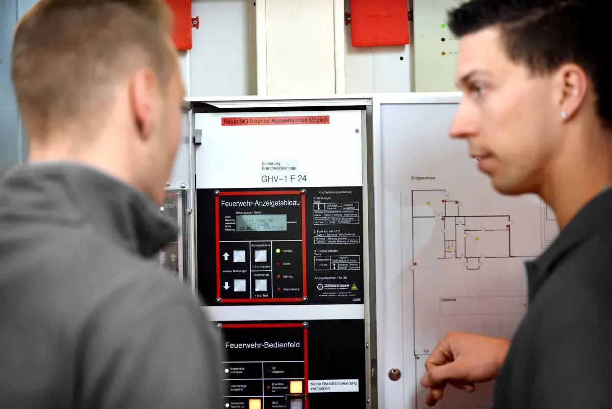 Rauchmeldeanlage-Installation und Abnahme vom Profi