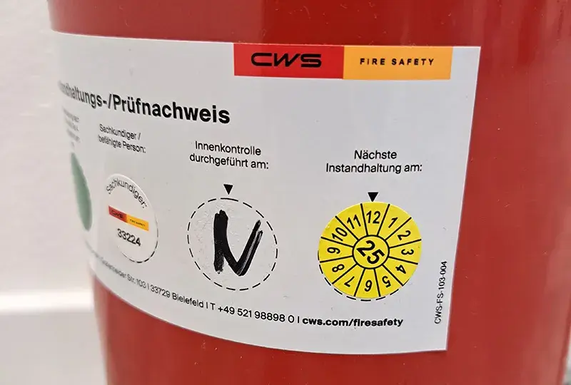 Feuerlöscher mit Prüfplakette-Nächste Wartung-CWS Fire Safety