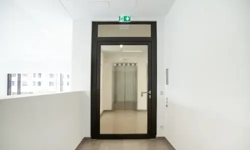 Feuerhemmend vs. Feuerbeständig