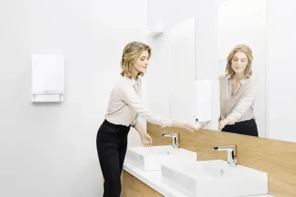 Les exploitants de locaux sanitaires font la différence : optez pour le bon savon !